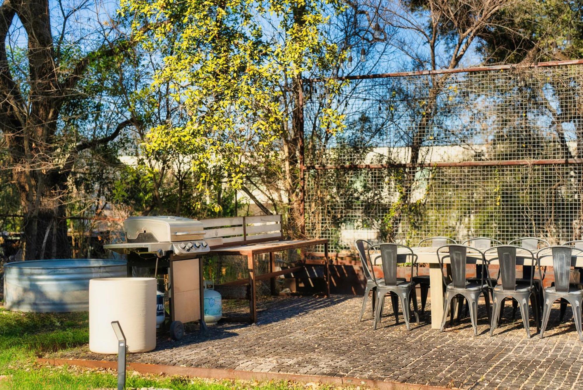 Charming & Historic 2-Br Home On An Eco Farm Austin Exterior photo